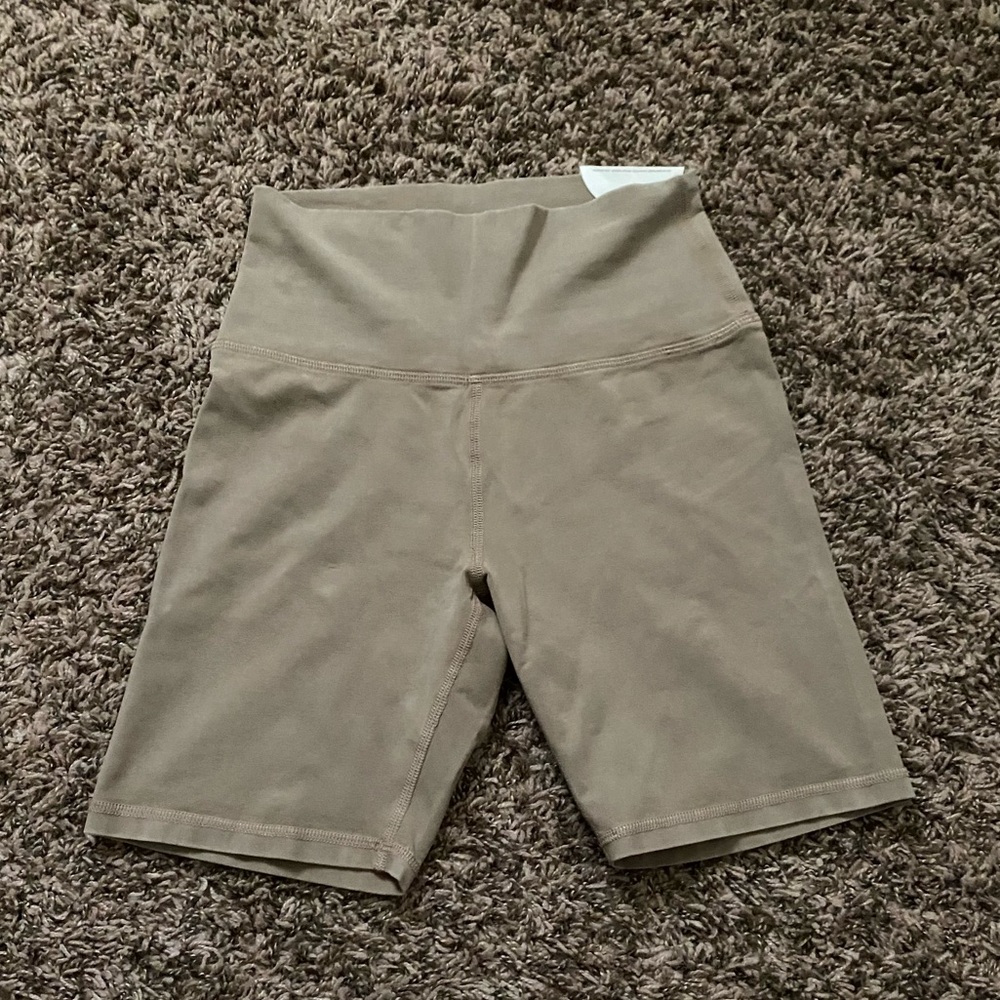 OFFLINE OG ACID WASH BIKE SHORT